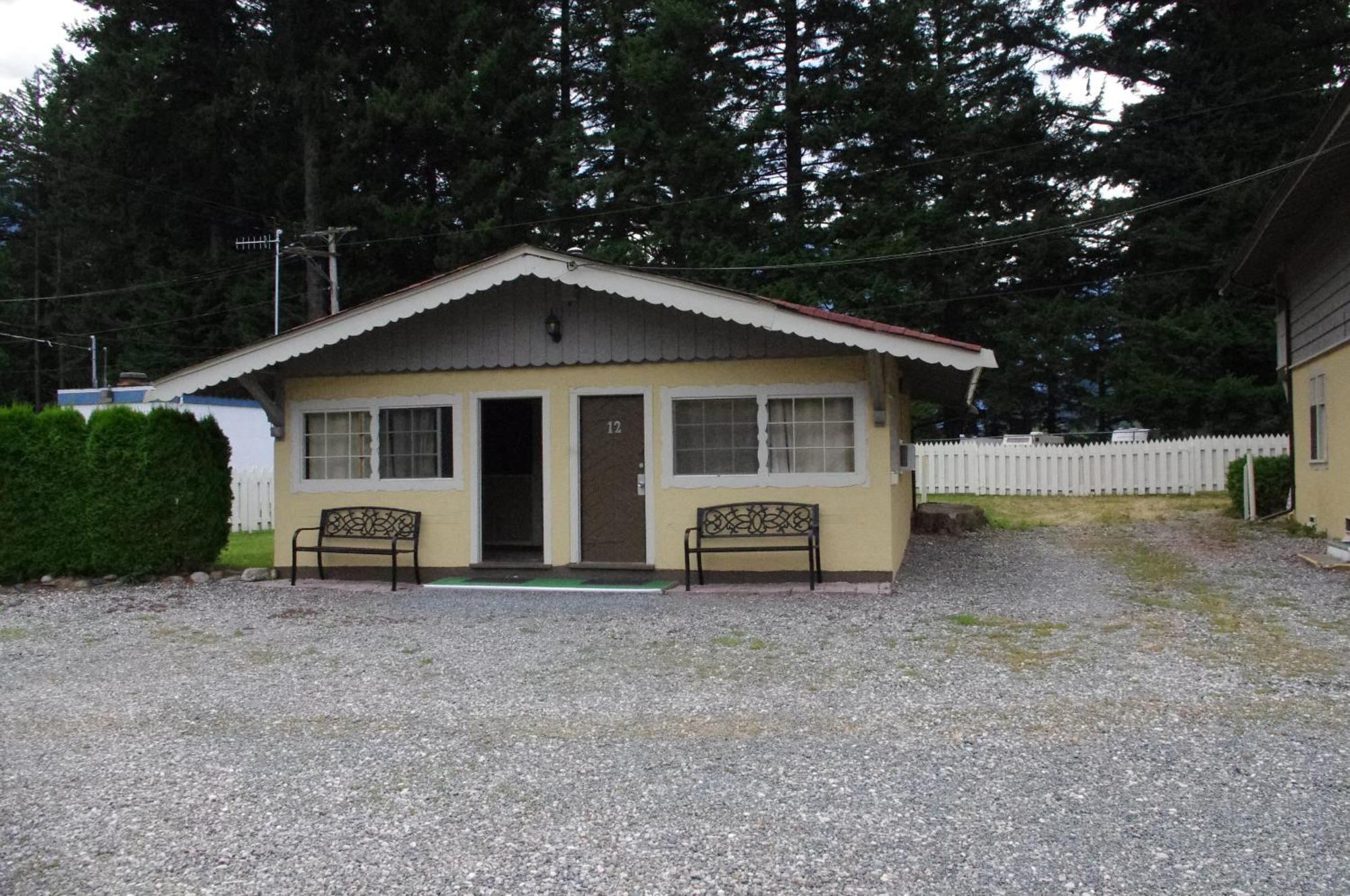 Swiss Chalets Motel Hope Luaran gambar