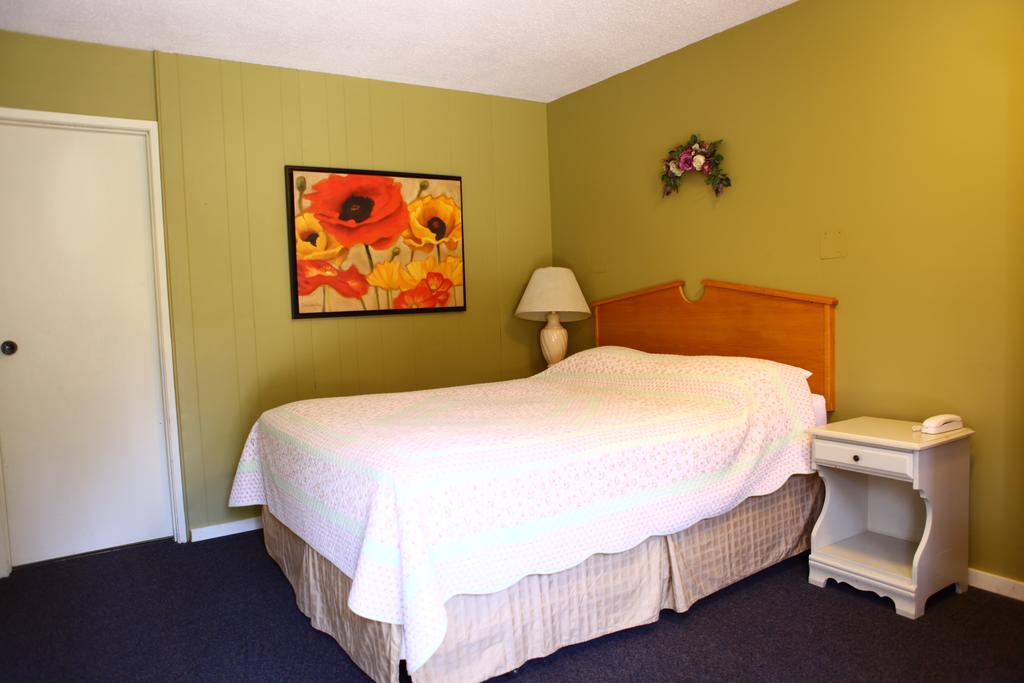 Swiss Chalets Motel Hope Luaran gambar