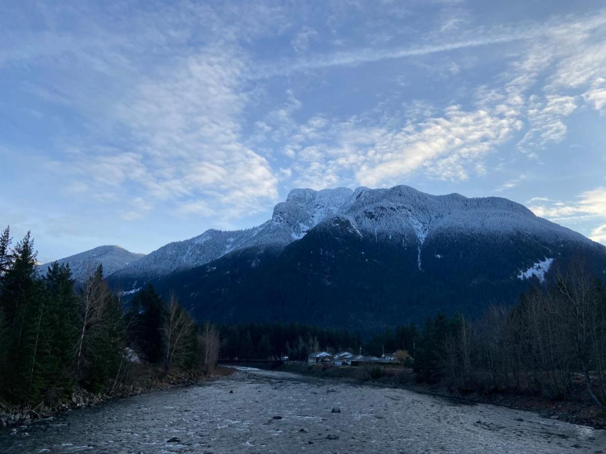 Swiss Chalets Motel Hope Luaran gambar